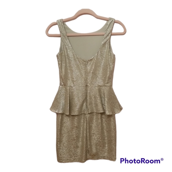 Gold metallic dress, size S - Picture 4 of 16